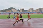 同欣橡膠跑道助威遵義醫(yī)學院69周年校慶田徑運動會